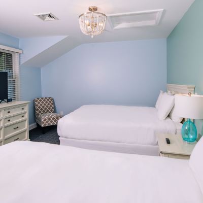 Family Two-Bedroom Suite Island House Hotel Promo Code