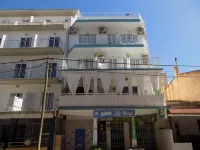 Hostal Villa Maruja Hotele w: 