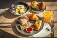 Holiday Inn - the niu, Mesh Stuttgart Messe