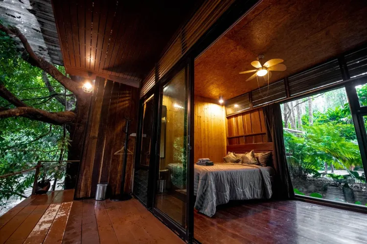 ห้องครอบครัว-ริมแม่น้ำ