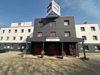 فندق بون مارشيه بوخوم