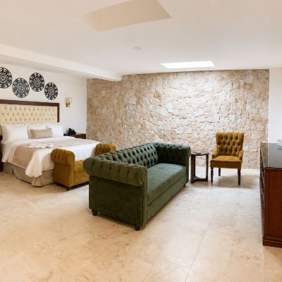 Junior King Suite with Jacuzzi Real Hispano Promo Code