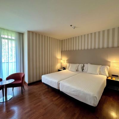 Standard Double or Twin Room Zenit Barcelona Promo Code