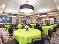 La Quinta Inn & Suites by Wyndham Braselton Hotels in Braselton