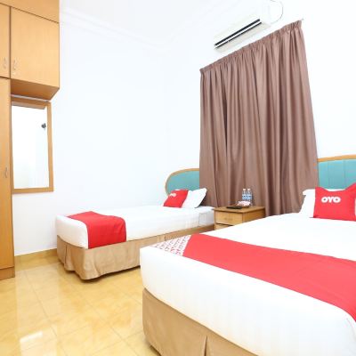 豪華雙床房 OYO 89523 斯里瑪雅別墅酒店優惠