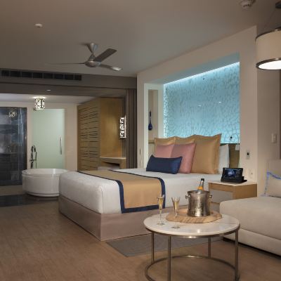Preferred Club Master Suite Ocean View King Secrets Riviera Cancun Resort & Spa - Adults Only Promo Code