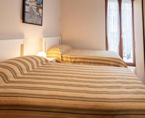 带共用浴室的双床房