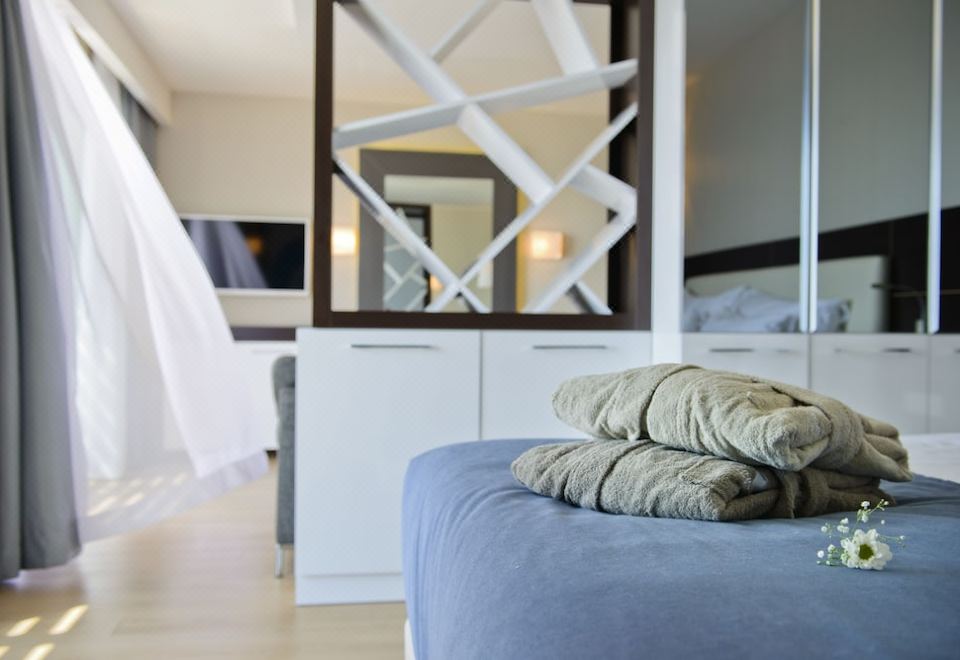 Corner Suite