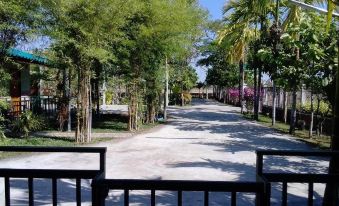 Ban Kaow Resort