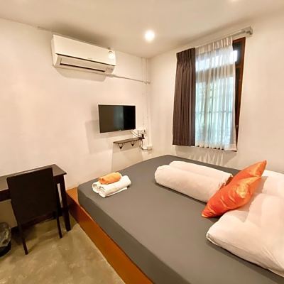 Standard Double Room With Private Bathroom