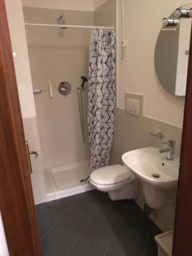 三人房（带独立浴室）