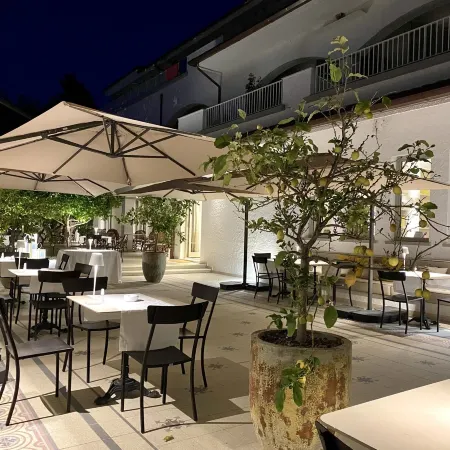 Seebay Hotel