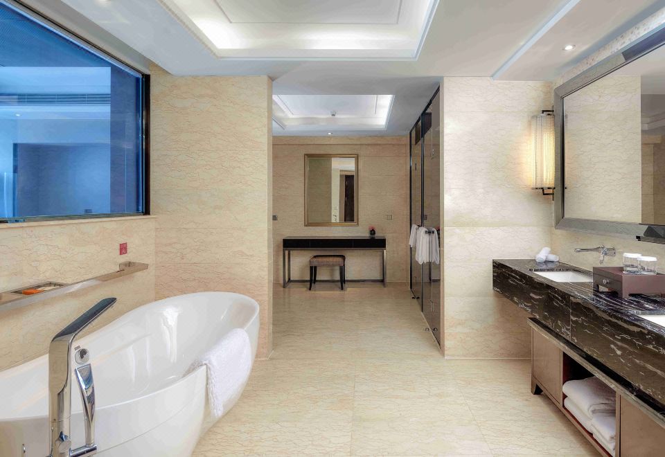 皇冠行政黃河景套房