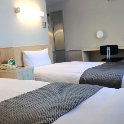 Twin Room with Bath Global Hotel Promo Code