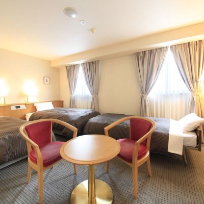 豪華三人房帶浴室 莫瑞斯晨飯店優惠