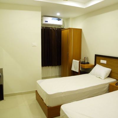 Standard Single Room with Air Conditioning