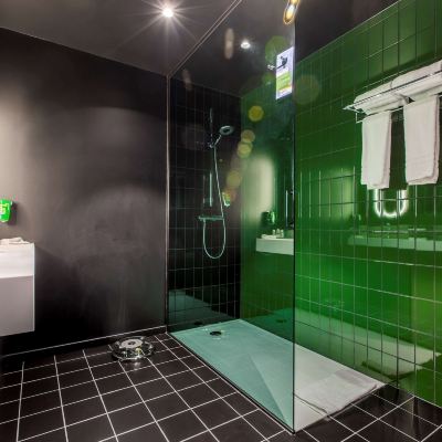 Superior Room9; Park Inn by Radisson Brussels Airport Promo Code