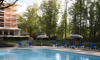 Le Grand Monarque - Housity
