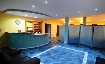 Abbaidda Hotel - Housity