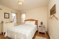 Casita Azul - historic duplex in the heart of downtown Paso Robles
