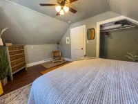 Cozy Modern Home Near Wsu, Pet-Friendly, Fast Wi-Fi & Fire Pit Hôtels à : Pullman