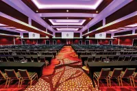 The Davenport Grand, Autograph Collection