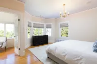 The Claremont District Luxury Residence
