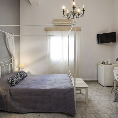 標準三人房 阿弗羅蒂特酒店優惠