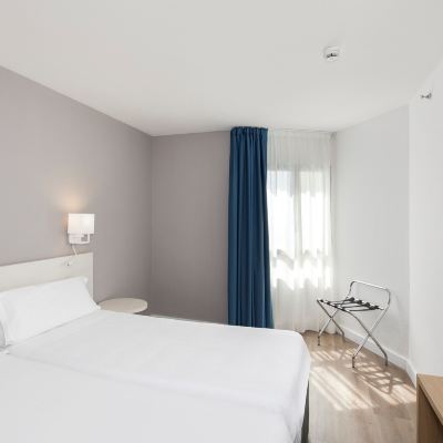 One-Bedroom Apartment With Frontal Sea View (2 Adults 1 Child) Sol Timor Apartamentos Promo Code