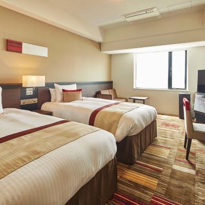 スタンダード トリプルルーム ホテル ルミエールグランデ流山おおたかの森 クーポン