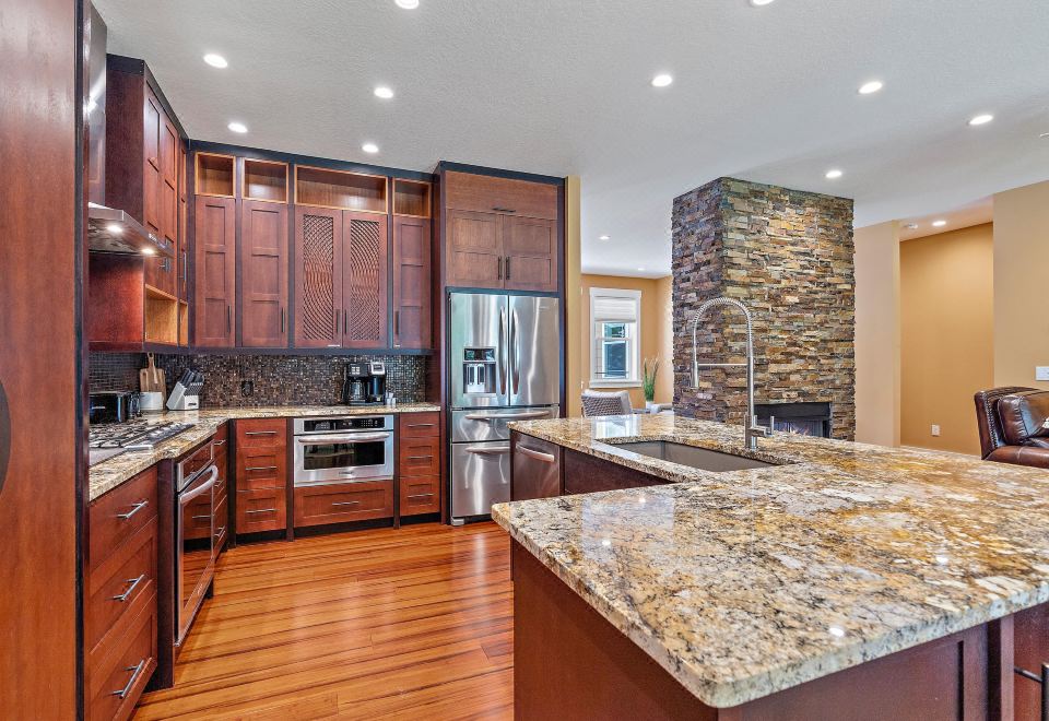 私人鹽水泳池和室內壁爐-華麗的休閑度假屋