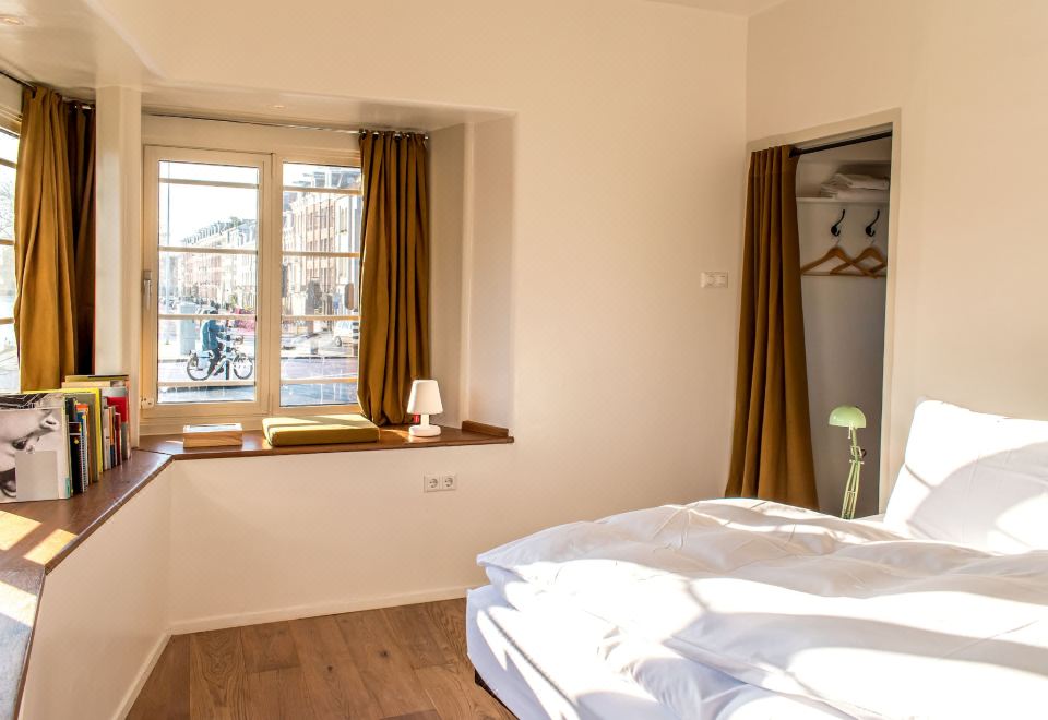 公寓， 1 张双人床， 运河景观