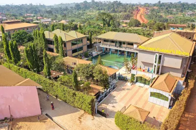 Welcome Garden's Hotel Hotele w: 