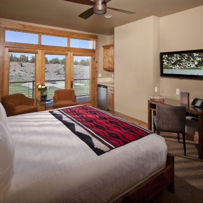 Deluxe Room, 1 King Bed (King Guestroom) Brasada Ranch Promo Code