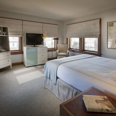 Executive King Room Hotel Parq Central Albuquerque Promo Code