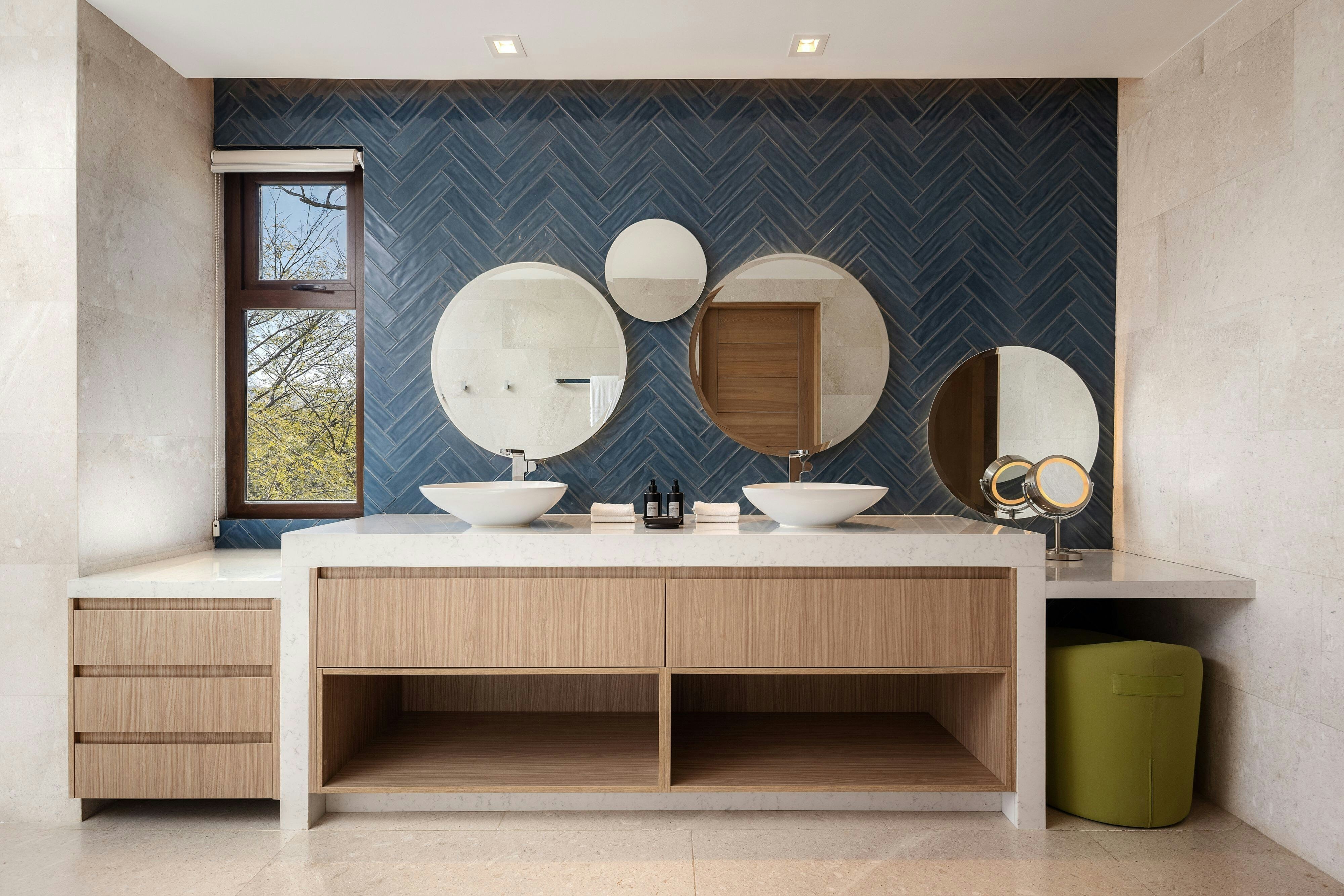 四臥室公寓，海景，私人泳池