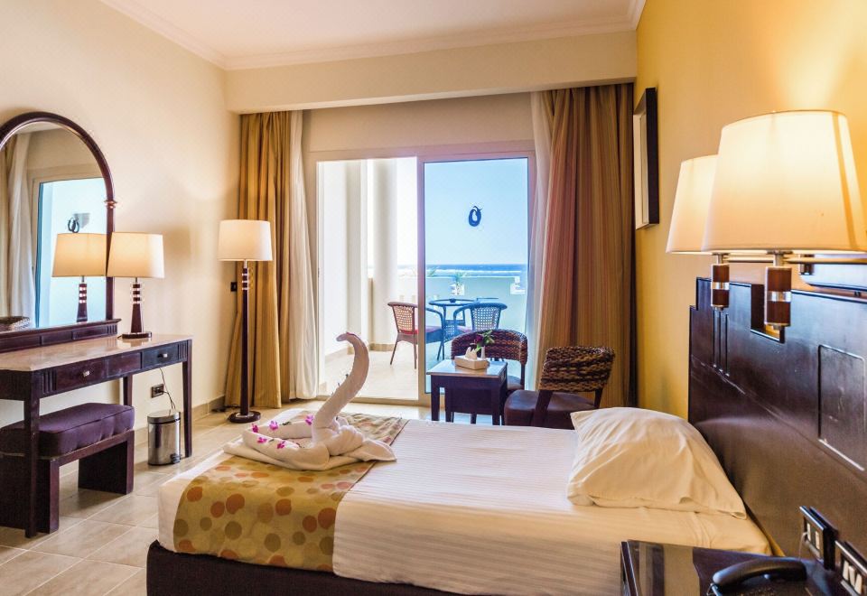 海景标准双人或双床间