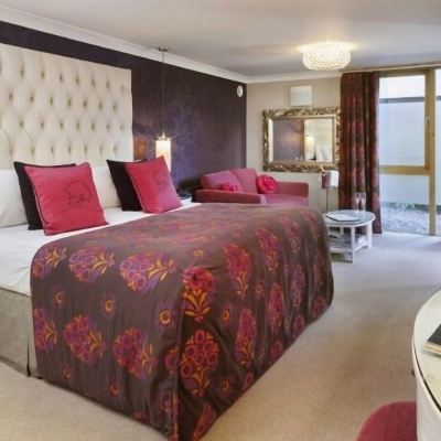 Studio Luxury Suite Cedar Manor Hotel Promo Code