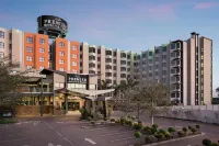 Premier Hotel O.R. Tambo โรงแรมใน
