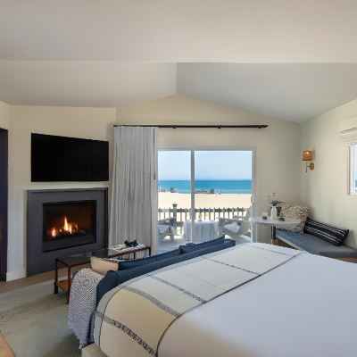 Deluxe King Room with Ocean View Sanctuary Beach Resort Promo Code