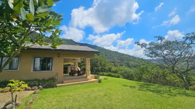 Wide Horizons Mountain Retreat Hotels in 
