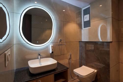 Hotel O Collection O Hotel Sg Inn Classic Triple Room