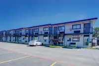 Super 7 Inn By OYO San Antonio NW Medical Center Hotels in 