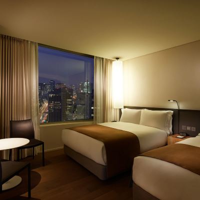 【您可以在shilla旅程中放鬆身心】 標準家庭雙床房+1張抽獎券（每晚） 麻浦新羅舒泰酒店優惠