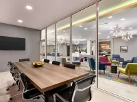 La Quinta Inn & Suites by Wyndham Braselton Hotels in Braselton