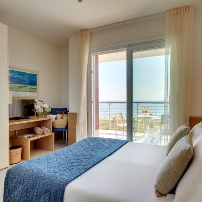Classic Double Room, 1 Queen Bed, Sea View