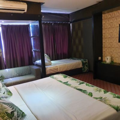 Family Suite Triple Grandeur Hotel and Spa Promo Code