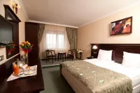 Hotel Rapsodia City Center Hotels in 