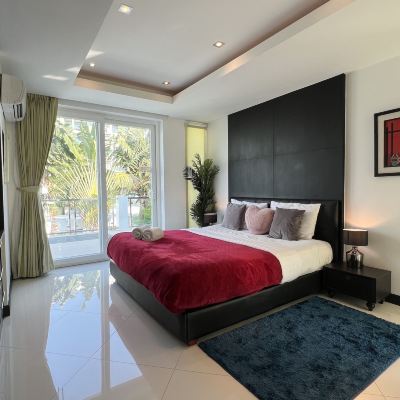 棕櫚綠洲鄉村5卧別墅（帶私人泳池、按摩浴缸） 芭堤雅別墅酒店優惠