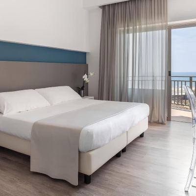 Superior Triple Room with Sea View Hotel Serapo Promo Code